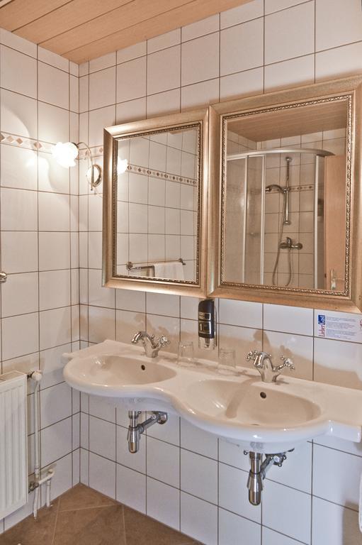 Pension Zierlinger Senftenberg Стая снимка